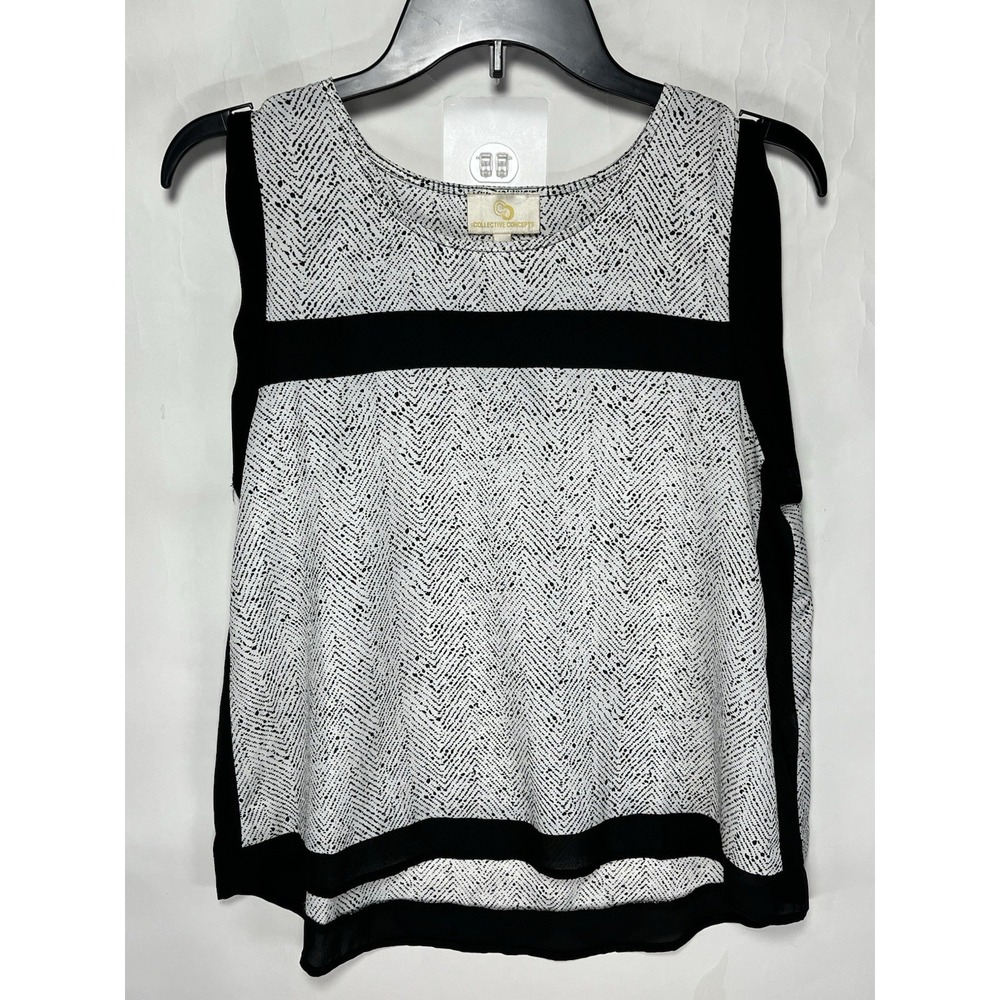 Collective Concepts Women's Black and White Geometric Print Blouse Size S EUC